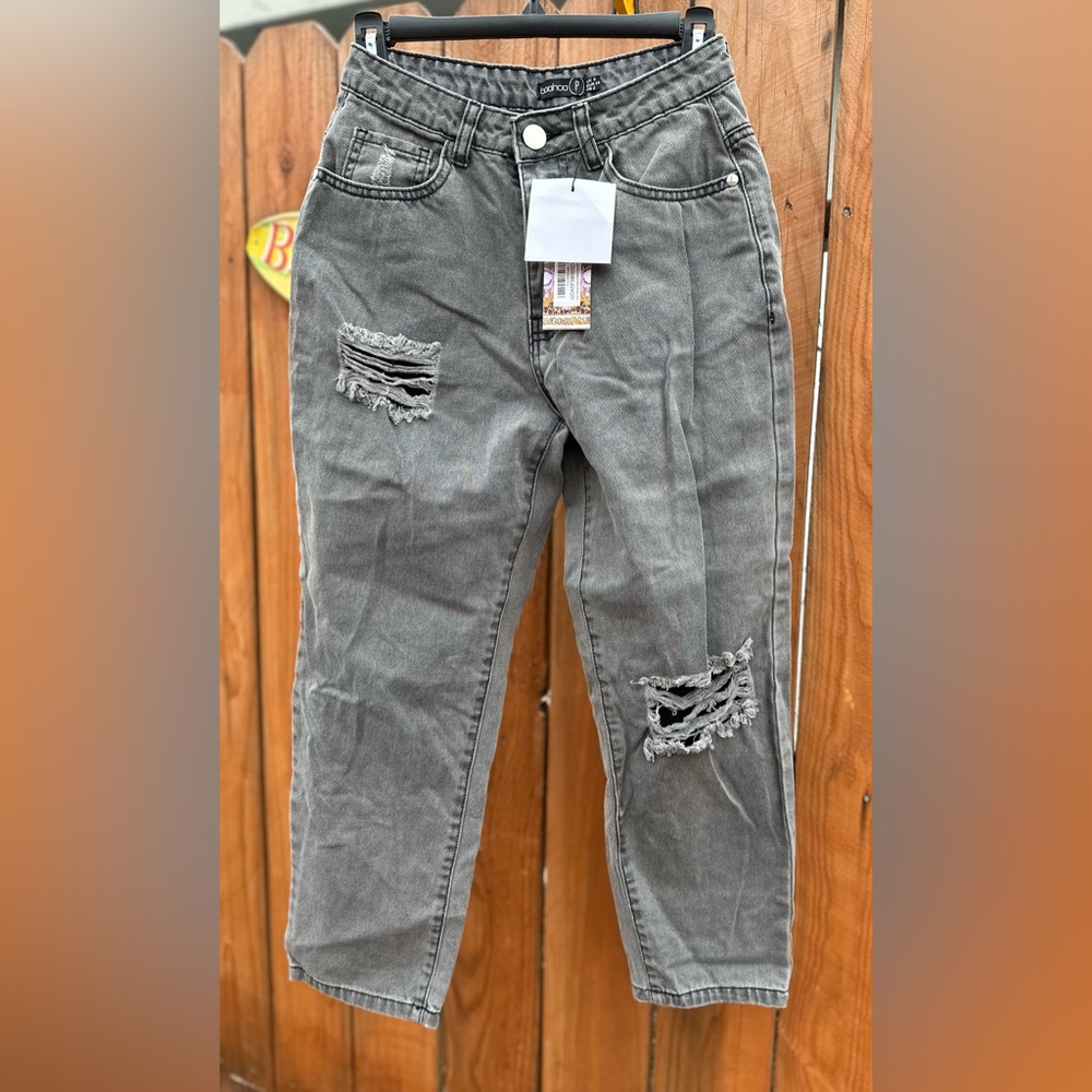 Boohoo Distressed Gray High-Waist Jeans